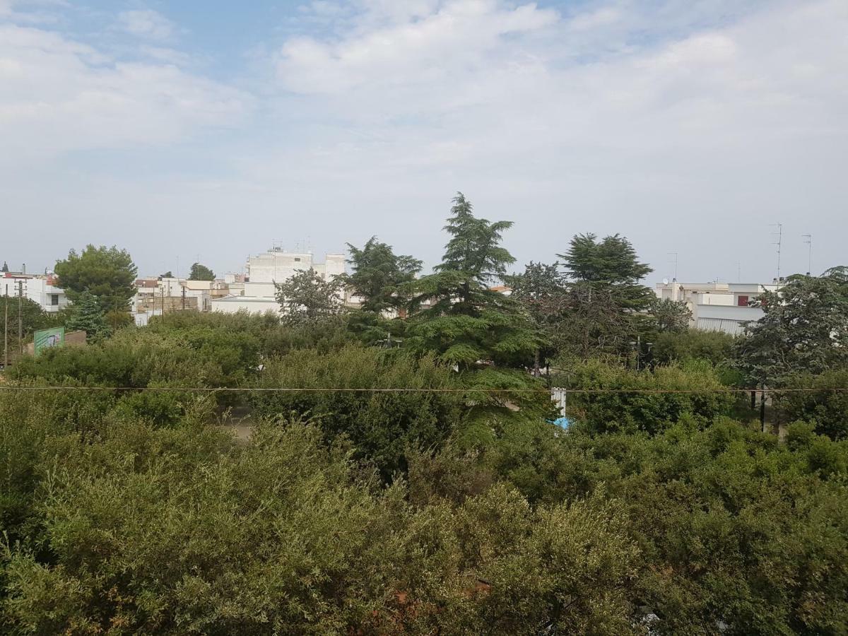 "La Casa Di Mariagrazia" Rooms Con Cucina Condivisa E Terrazza Sammichele Di Bari Exterior foto